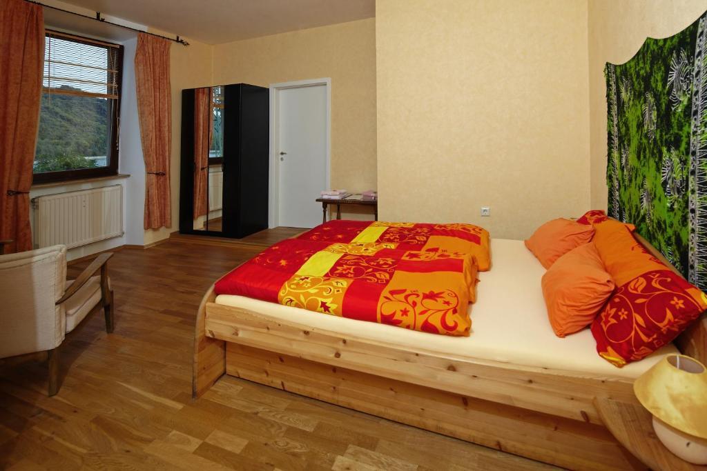 Pension Roehrig Hirzenach Rum bild